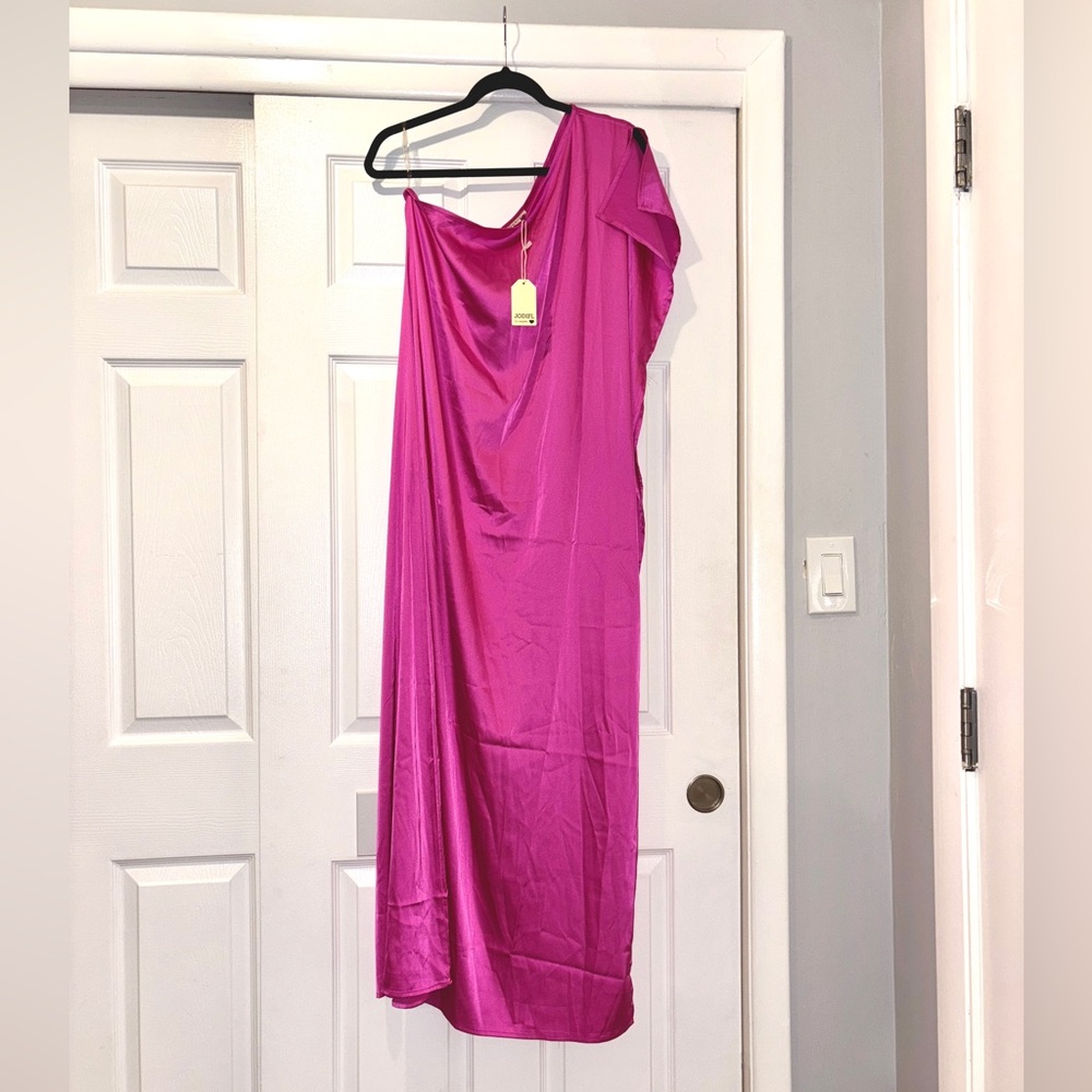 NEW w/ TAGS JODIFl Pink One Shoulder Maxi Dress - Large